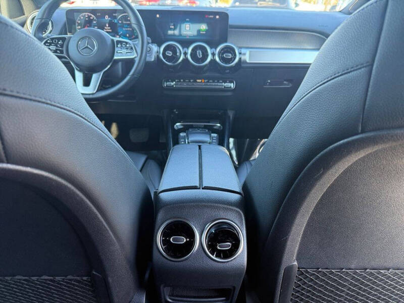 2022 Mercedes-Benz GLB GLB 250 4MATIC