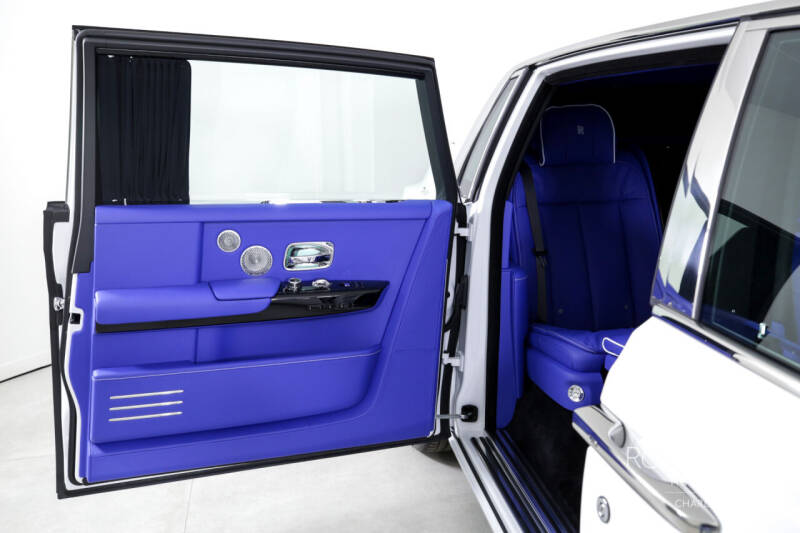 2024 Rolls-Royce Phantom EWB