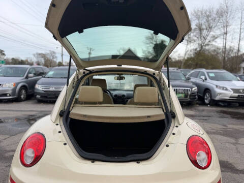 2009 Volkswagen New Beetle Base PZEV