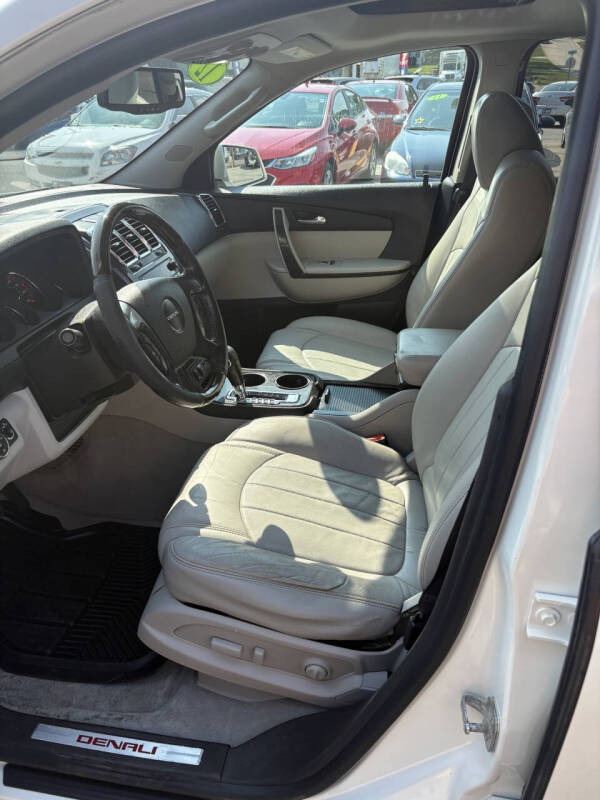 2012 GMC Acadia Denali