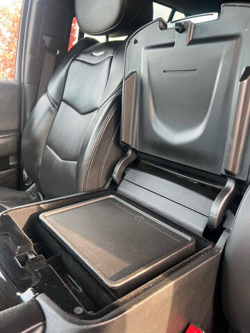 2017 Cadillac Escalade ESV Platinum