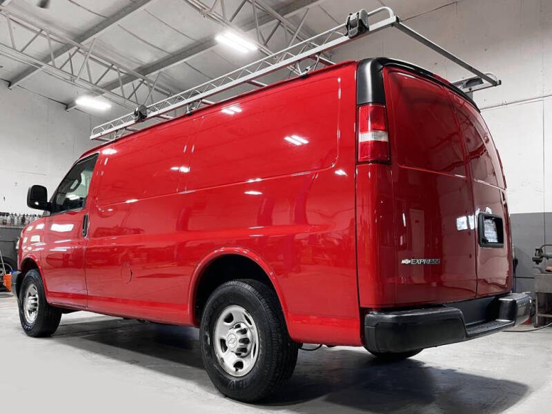 2018 Chevrolet Express 2500