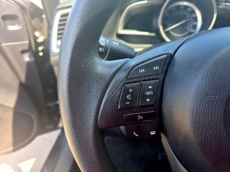 2015 Mazda MAZDA3 i Sport