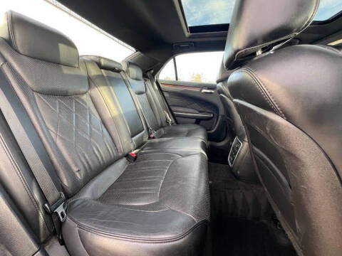 2015 Chrysler 300 C Platinum