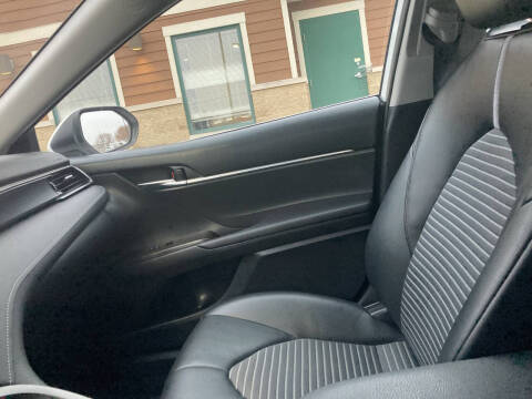 2022 Toyota Camry SE