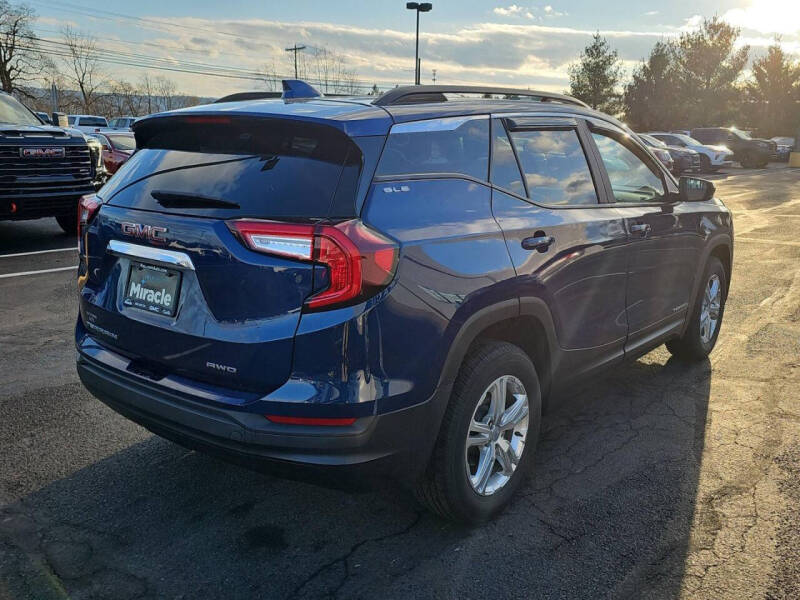 2023 GMC Terrain SLE