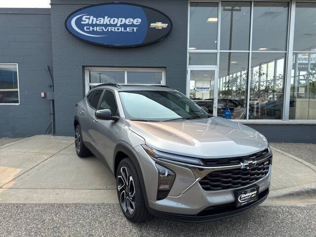 2025 Chevrolet Trax RS's photo