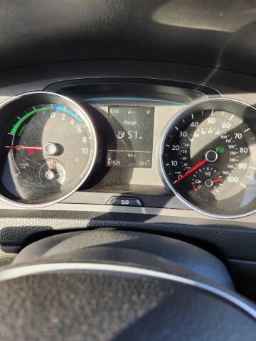 2016 Volkswagen e-Golf SEL Premium