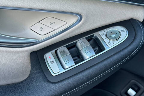 2021 Mercedes-Benz C-Class C 300