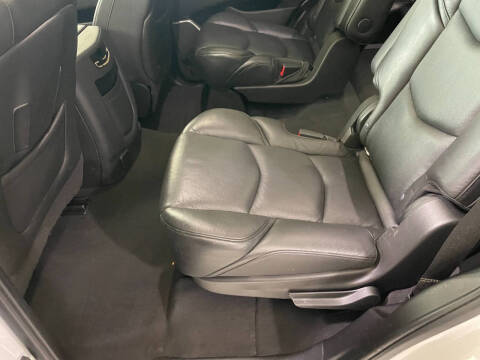 2019 Cadillac Escalade Luxury