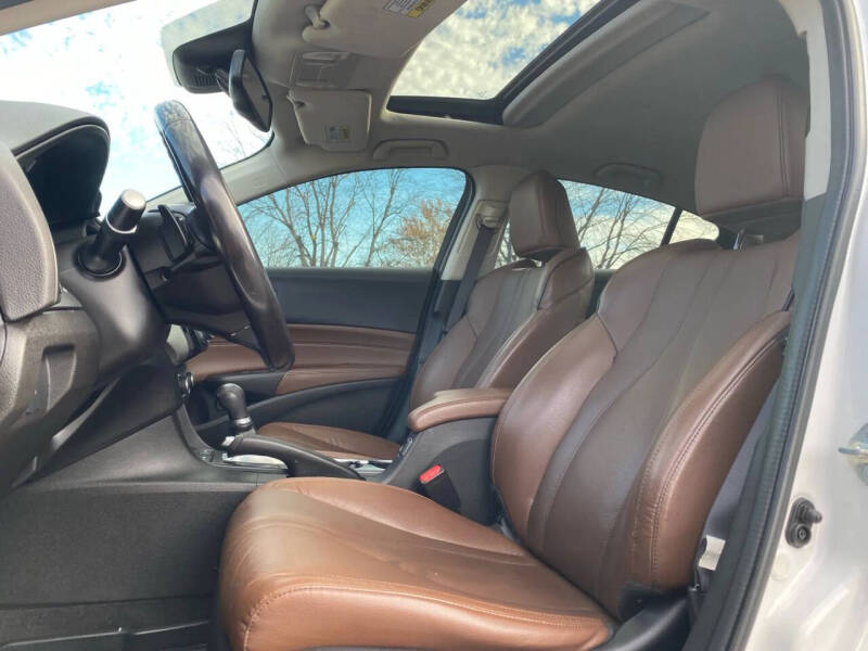 2020 Acura ILX w/Premium