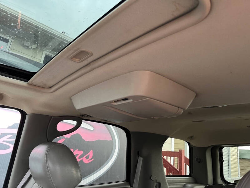 2004 GMC Yukon Denali