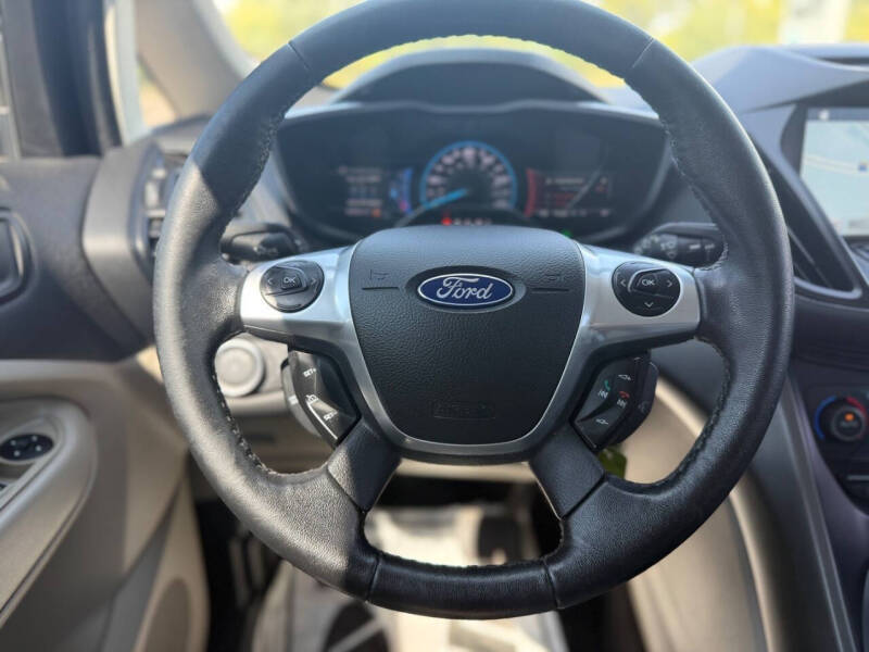 2017 Ford C-MAX Energi SE