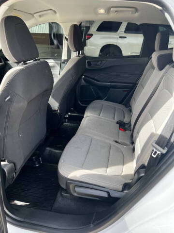 2021 Ford Escape S