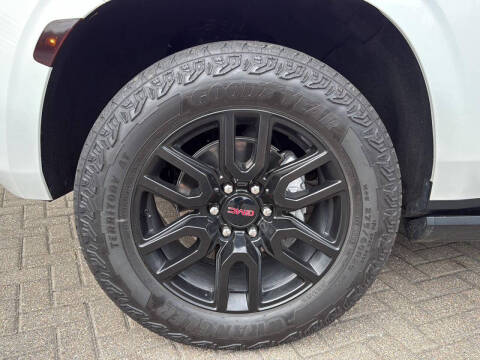 2024 GMC Yukon AT4