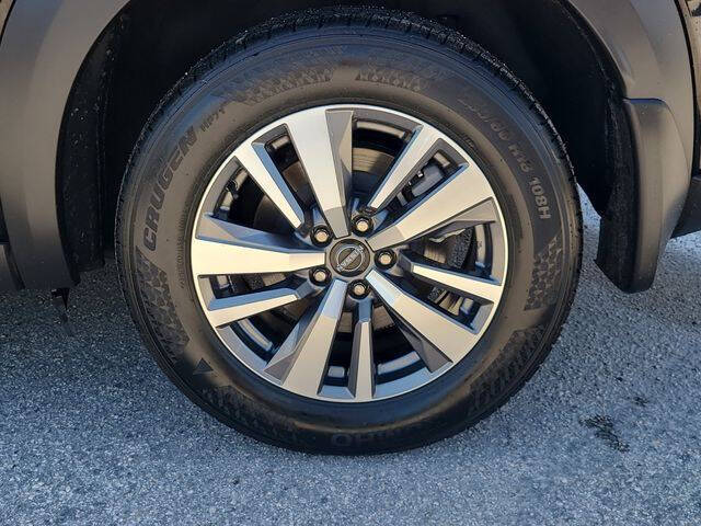 2024 Nissan Pathfinder SL
