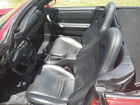 2005 Toyota MR2 Spyder