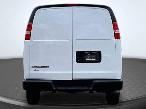 2021 Chevrolet Express 2500