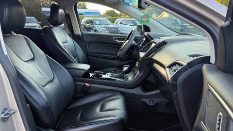 2018 Ford Edge Titanium