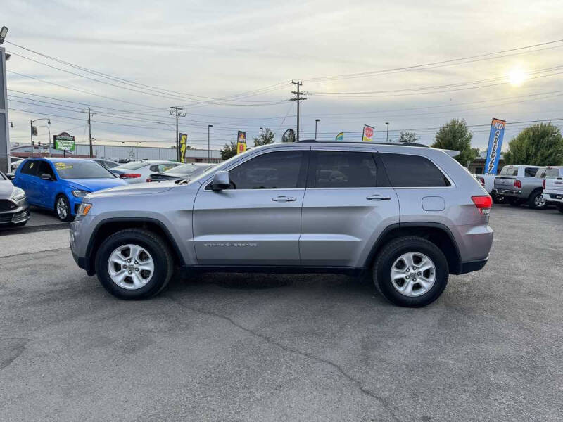 2016 Jeep Grand Cherokee Laredo