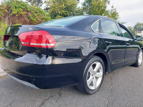 2012 Volkswagen Passat SE PZEV