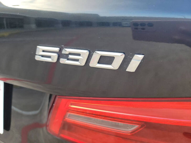 2018 BMW 5 Series 530i