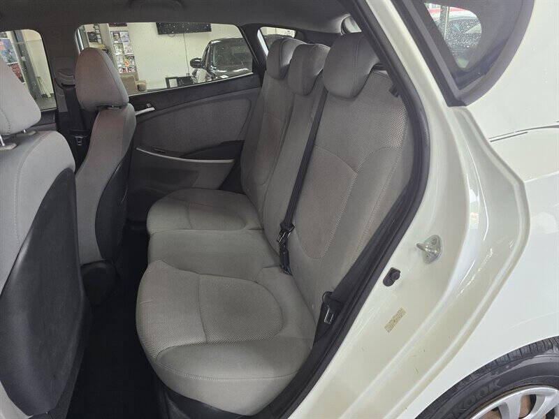 2013 Hyundai Accent GS