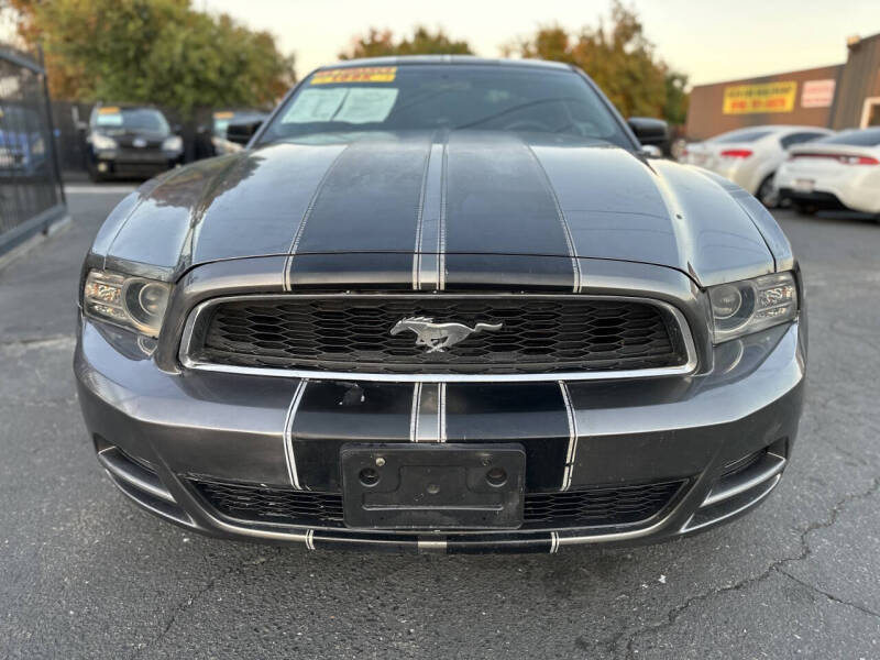 2014 Ford Mustang V6