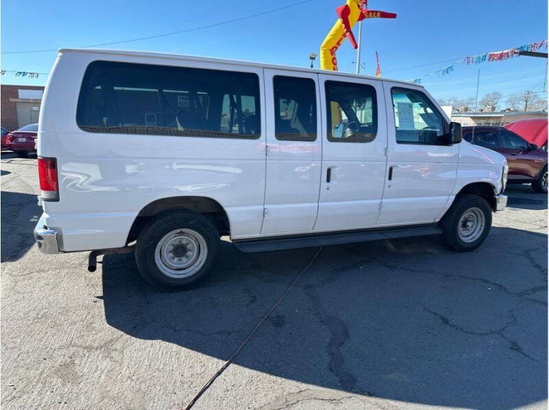 2013 Ford E-Series E-150 XLT