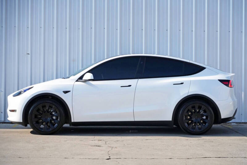 2024 Tesla Model Y Long Range