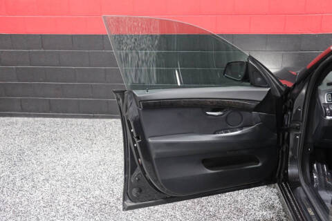 2013 BMW 5 Series 550i xDrive Gran Turismo