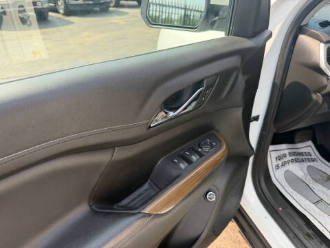 2022 GMC Acadia SLE