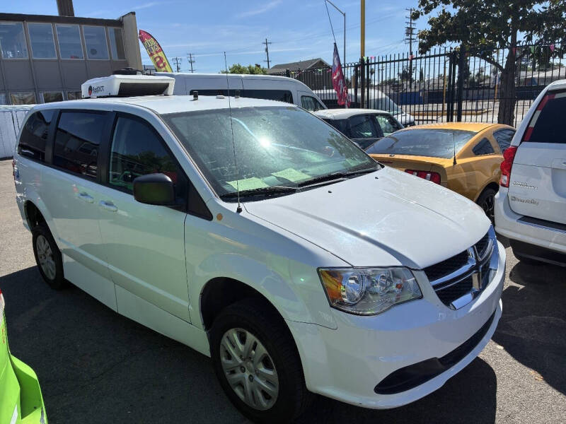 2018 Dodge Grand Caravan SE
