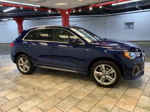 2022 Audi Q3 quattro S line Premium 45 TFSI