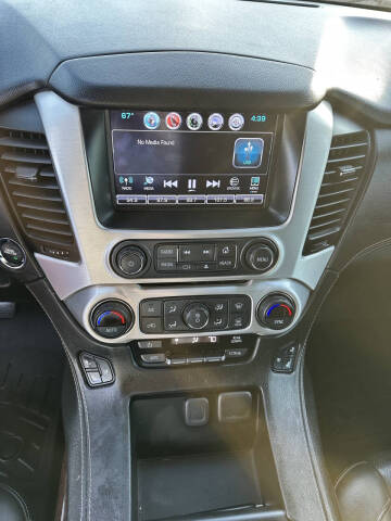 2017 GMC Yukon XL SLT