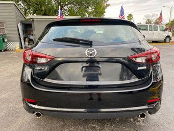 2018 Mazda MAZDA3 Touring