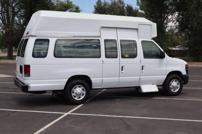 2012 Ford E-Series E-350 SD