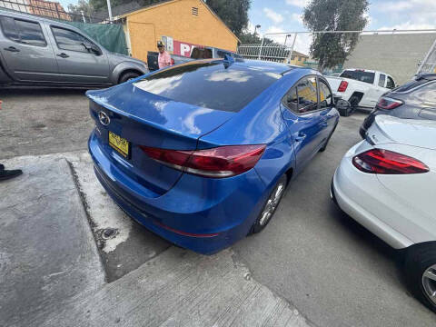 2018 Hyundai Elantra