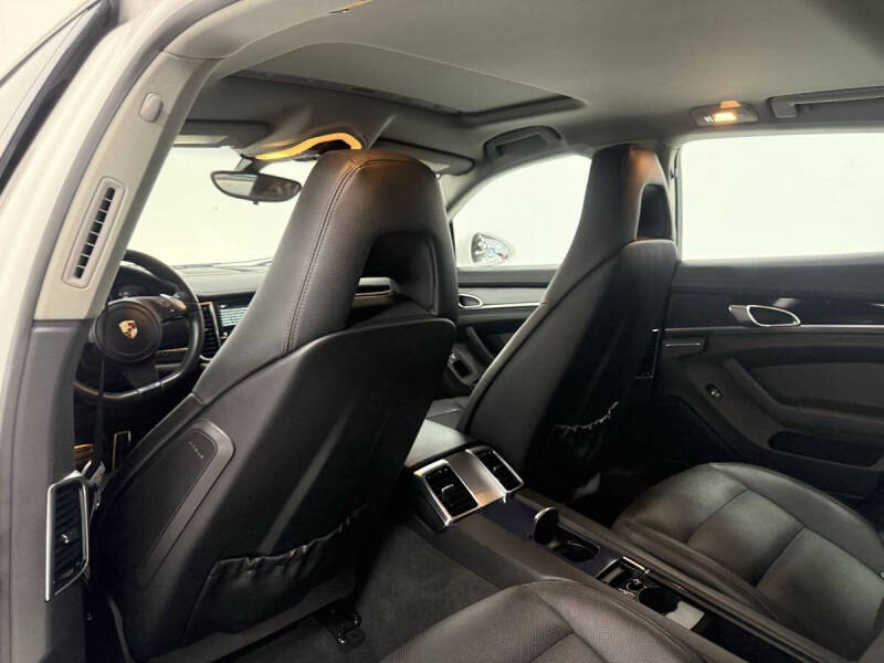 2012 Porsche Panamera