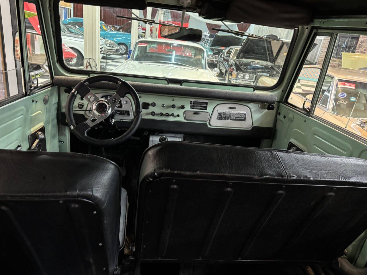 1970 Toyota Land Cruiser 18