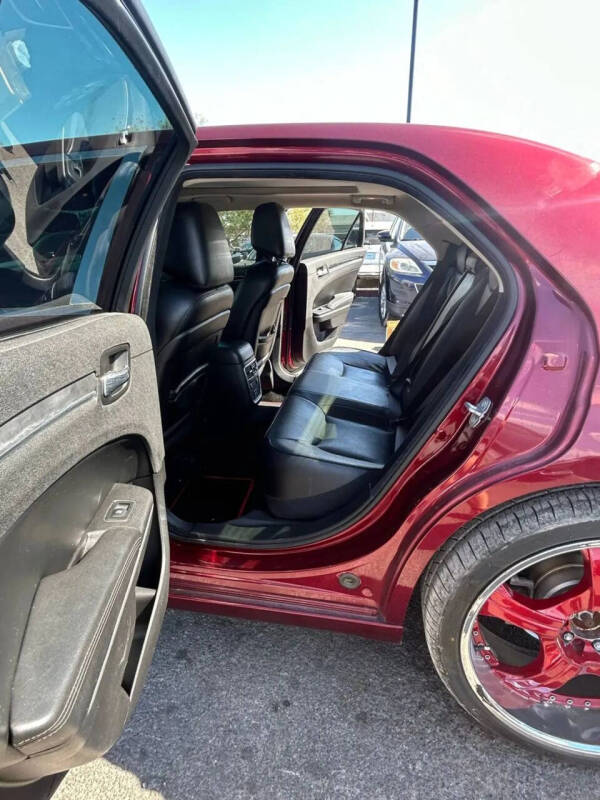 2019 Chrysler 300 Limited