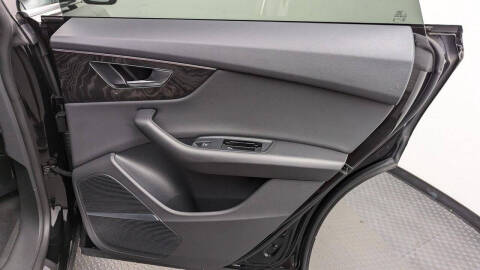 2022 Audi Q8 quattro Premium Plus 55 TFSI