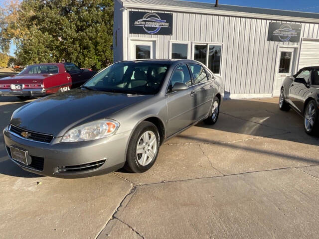 2006 Chevrolet Impala for sale at Auto Connection in Waterloo, IA