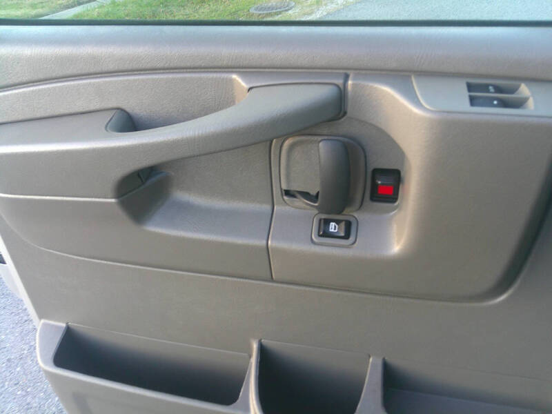 2015 Chevrolet Express LS 2500