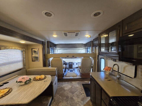 2017 Thor Motor Coach Windsport