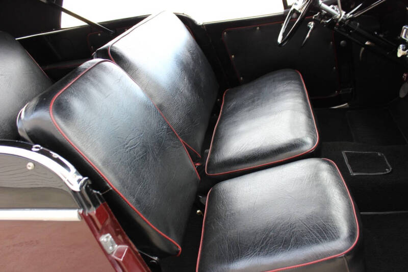1950 Willys Jeepster