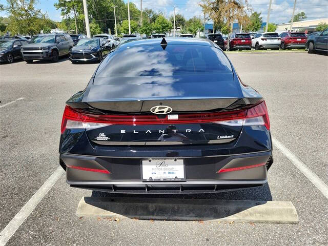 2025 Hyundai Elantra Limited