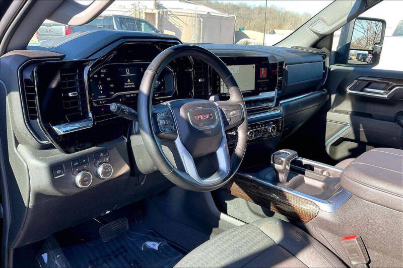 2024 GMC Sierra 1500