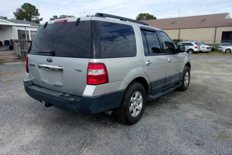 2007 Ford Expedition XLT photo 4