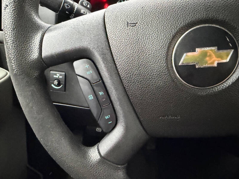 2017 Chevrolet Express 2500